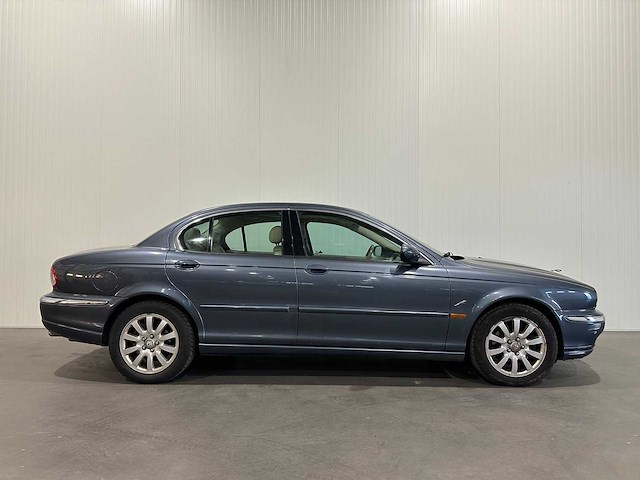 Jaguar x-type 2.5 v6 executive 91-hl-xl youngtimer. - afbeelding 16 van  19