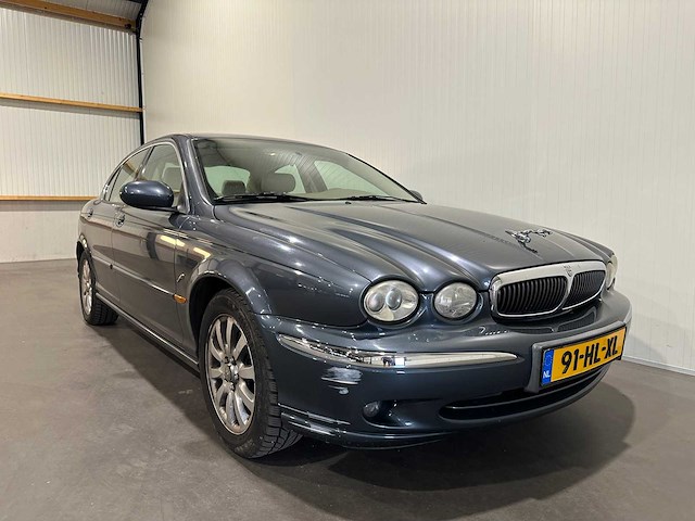 Jaguar x-type 2.5 v6 executive 91-hl-xl youngtimer. - afbeelding 17 van  19