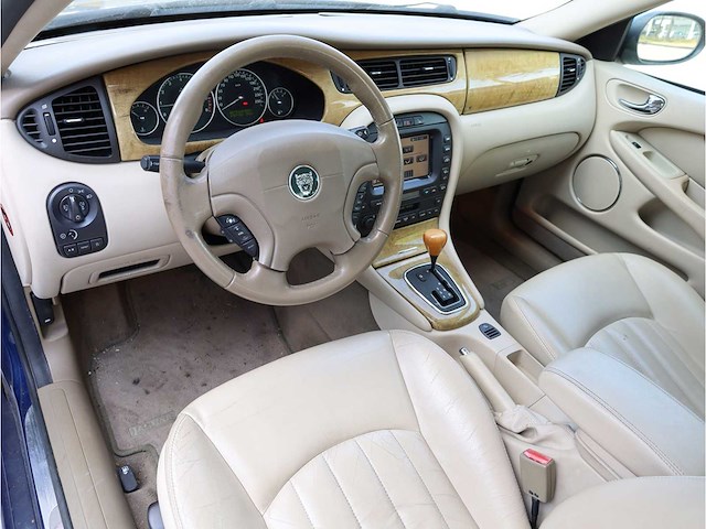 Jaguar x-type 2.5 v6 executive automaat 2002, 70-hz-tl - afbeelding 2 van  23