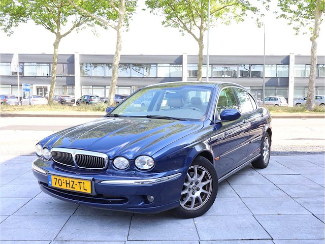 Jaguar x-type 2.5 v6 executive automaat 2002, 70-hz-tl - afbeelding 1 van  23