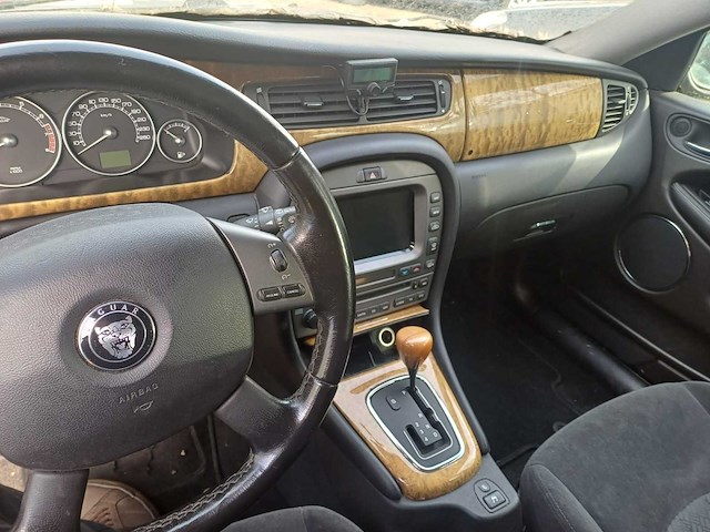 Jaguar x-type estate 2.5 v6 idition automaat, 36-xj-fl - afbeelding 5 van  18