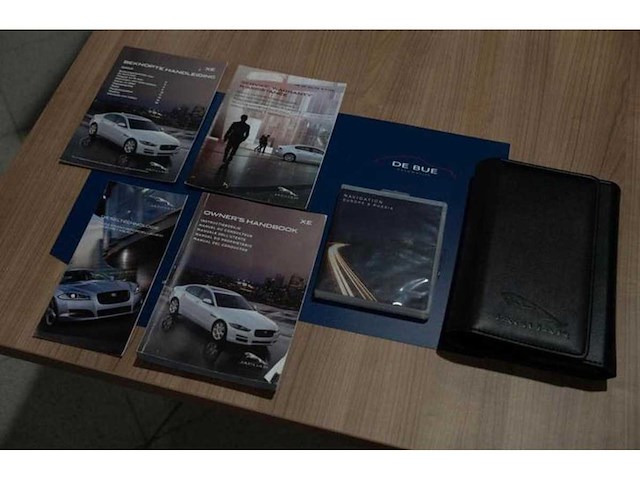Jaguar xe 2.0 d r-sport | gp-258-k i - afbeelding 15 van  19