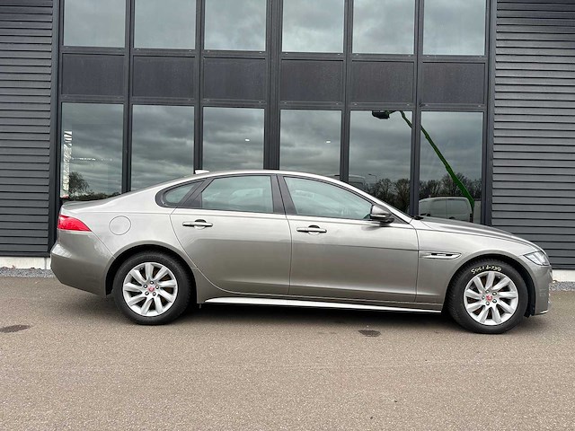 Jaguar xf 2.0d r sport duits kenteken - afbeelding 15 van  18