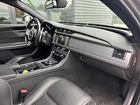 Jaguar xf 2.0d r sport duits kenteken/motor defect. - afbeelding 2 van  9