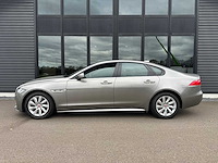 Jaguar xf 2.0d r sport duits kenteken/motor defect. - afbeelding 11 van  18