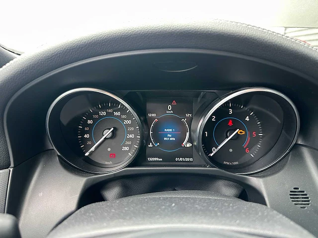 Jaguar xf 2.0d r sport motor defect duits kenteken - afbeelding 6 van  18
