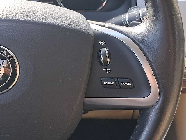 Jaguar xf 2.2d 2015 | gk-293-g - afbeelding 14 van  25