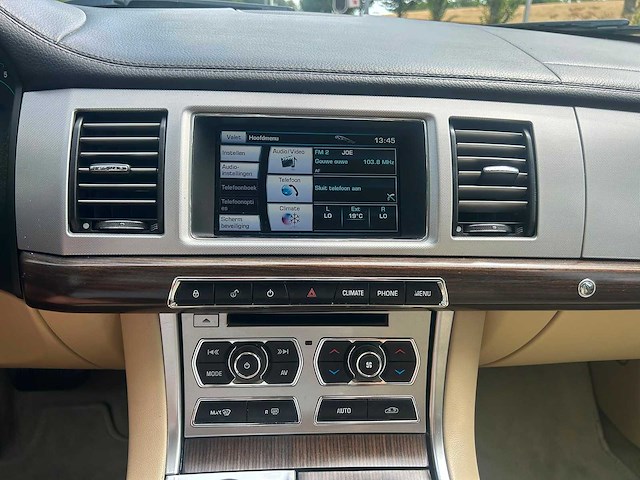 Jaguar xf 3.0 v6 luxury | p-003-dz i - afbeelding 3 van  12