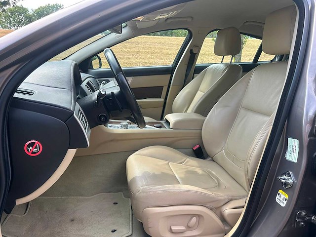 Jaguar xf 3.0 v6 luxury | p-003-dz i - afbeelding 10 van  12