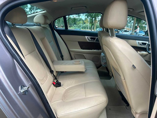 Jaguar xf 3.0 v6 luxury | p-003-dz i - afbeelding 9 van  18
