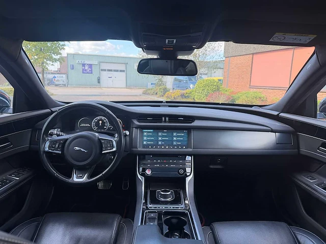 Jaguar xf sportbrake 3.0d first edition | h-488-rt i - afbeelding 25 van  34