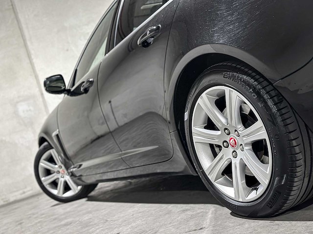 Jaguar xf sportbrake 3.0d v6 s 275pk 2014, h-699-xt - afbeelding 10 van  46