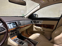 Jaguar xf sportbrake 3.0d v6 s 275pk 2014, h-699-xt - afbeelding 15 van  46