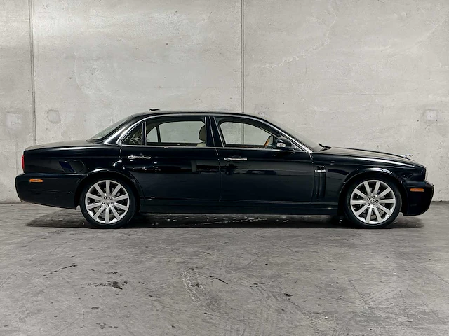 Jaguar xj 2.7d v6 biturbo lwb 207pk 2008, jbh-69-l - afbeelding 13 van  61