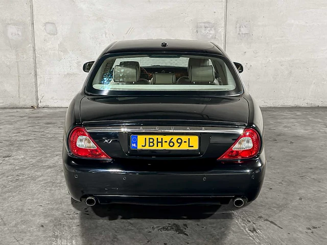 Jaguar xj 2.7d v6 biturbo lwb 207pk 2008, jbh-69-l - afbeelding 19 van  61