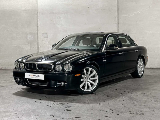 Jaguar xj 2.7d v6 lwb 207pk 2008, jbh-69-l - afbeelding 1 van  61