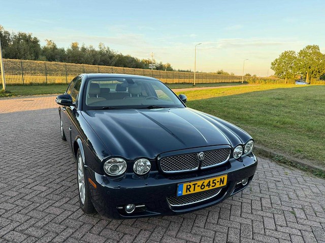 Jaguar xj 2.7d v6 portfolio , rt-645-n - afbeelding 14 van  25