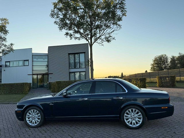 Jaguar xj 2.7d v6 portfolio , rt-645-n - afbeelding 23 van  25