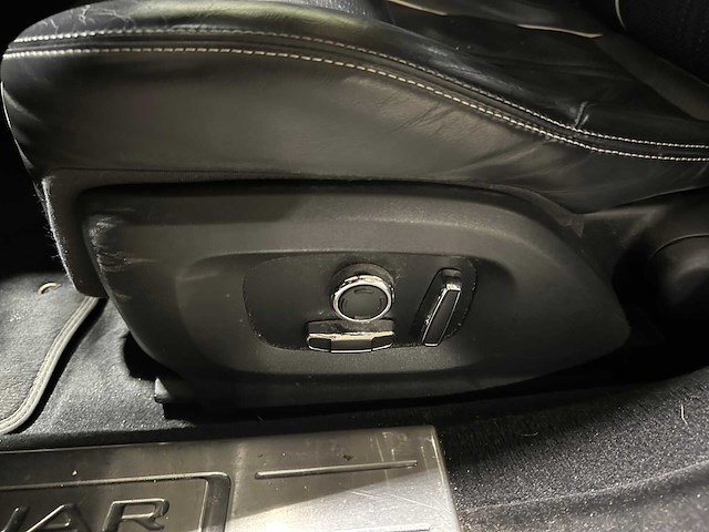 Jaguar xj 3.0 d premium luxury 300pk 2016, rv-612-x - afbeelding 30 van  48