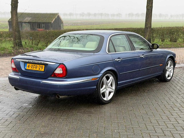 Jaguar xj 3.0 v6 4-xfr-29 - afbeelding 9 van  13