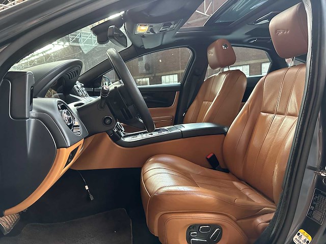 Jaguar xj 3.0 v6d portfolio 275pk 2012 - afbeelding 20 van  40