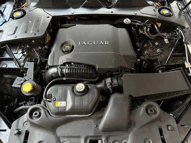 Jaguar xj 3.0 v6d portfolio 275pk 2012 - afbeelding 31 van  40