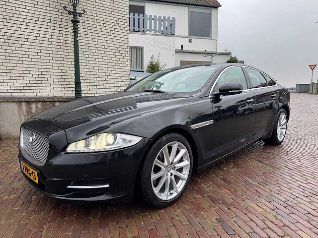 Jaguar xj 3.0 v6d portfolio carbon sport 3-trg-13 - afbeelding 32 van  37