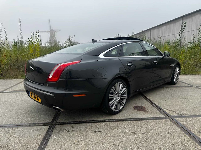 Jaguar xj 3.0 v6d prem. l. lwb *, 4-trz-17 - afbeelding 3 van  6