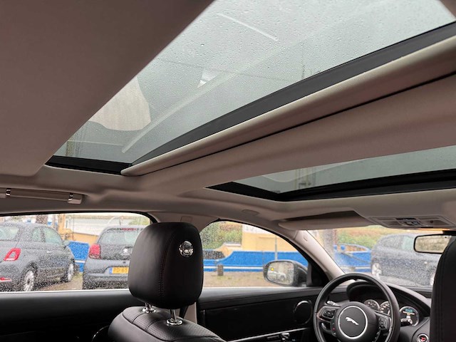 Jaguar xj 3.0 v6d*portfolio carbon sport 3-trg-13 - afbeelding 13 van  37