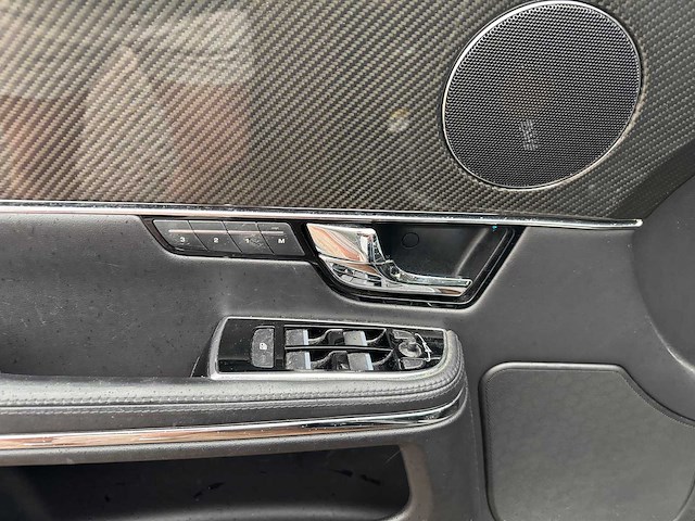 Jaguar xj 3.0 v6d*portfolio carbon sport 3-trg-13 - afbeelding 17 van  37