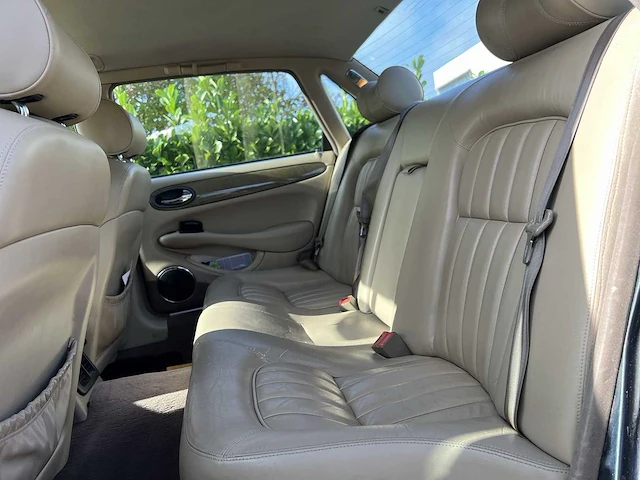 Jaguar xj 3.2 v8 executive | xz-db-71 - afbeelding 2 van  27