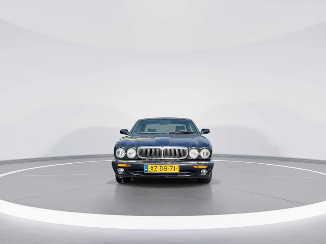 Jaguar xj 3.2 v8 executive | xz-db-71 - afbeelding 4 van  27