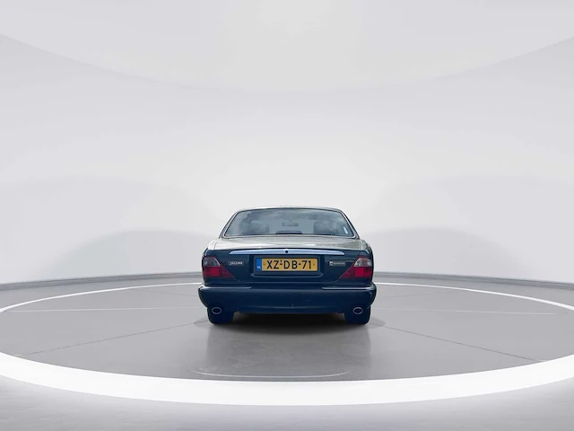 Jaguar xj 3.2 v8 executive | xz-db-71 - afbeelding 18 van  27