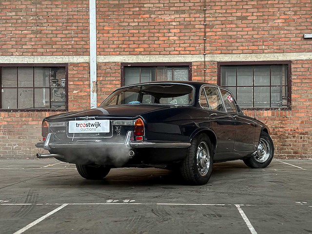 Jaguar xj 5.3 v12 de luxe 313pk 1973, 94-ya-92 - afbeelding 2 van  39