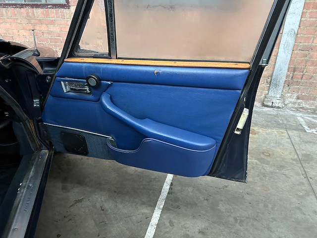 Jaguar xj 5.3 v12 de luxe 313pk 1973, 94-ya-92 - afbeelding 26 van  39