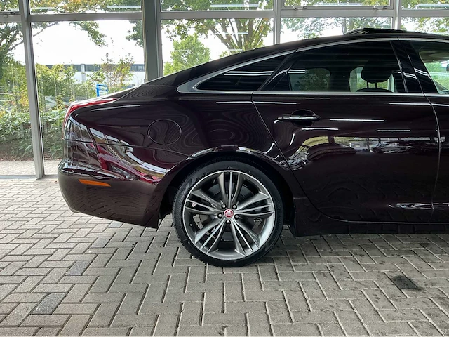 Jaguar xj supersport x351 | 5.0 v8 supercharged | 510 pk | 2010 | youngtimer | 20 inch mataiva wielen | 1200w premium audio | btw auto - afbeelding 2 van  45