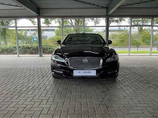 Jaguar xj supersport x351 | 5.0 v8 supercharged | 510 pk | 2010 | youngtimer | 20 inch mataiva wielen | 1200w premium audio | btw auto - afbeelding 12 van  45