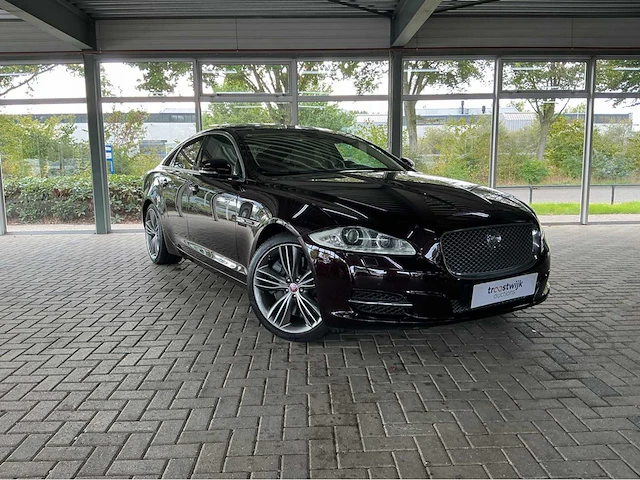 Jaguar xj supersport x351 | 5.0 v8 supercharged | 510 pk | 2010 | youngtimer | 20 inch mataiva wielen | 1200w premium audio | btw auto - afbeelding 23 van  45
