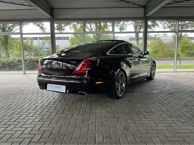 Jaguar xj supersport x351 | 5.0 v8 supercharged | 510 pk | 2010 | youngtimer | 20 inch mataiva wielen | 1200w premium audio | btw auto - afbeelding 44 van  45