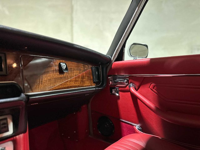 Jaguar xj12 5.3 v12 serie 2 coupe 1976, 39-yd-88 oldtimer - afbeelding 63 van  120