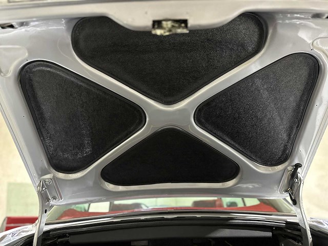 Jaguar xj12 5.3 v12 serie 2 coupe 1976, 39-yd-88 oldtimer - afbeelding 82 van  120