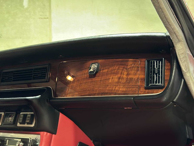Jaguar xj12 5.3 v12 serie 2 coupe 1976, 39-yd-88 oldtimer - afbeelding 91 van  120