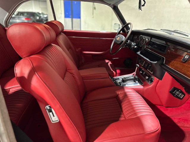 Jaguar xj12 5.3 v12 serie 2 coupe 1976, 39-yd-88 oldtimer - afbeelding 95 van  120