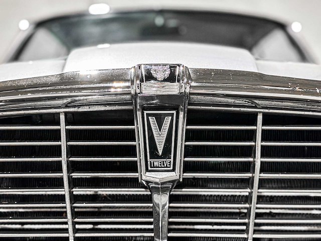 Jaguar xj12 5.3 v12 serie 2 coupe 1976, 39-yd-88 oldtimer - afbeelding 2 van  120