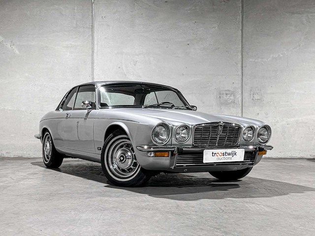Jaguar xj12 5.3 v12 serie 2 coupe 1976, 39-yd-88 oldtimer - afbeelding 24 van  120