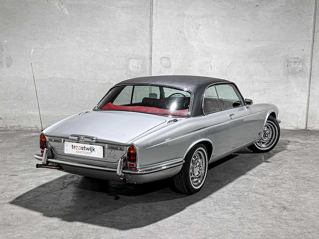 Jaguar xj12 5.3 v12 serie 2 coupe 1976, 39-yd-88 oldtimer - afbeelding 35 van  120