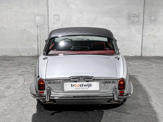 Jaguar xj12 5.3 v12 serie 2 coupe 1976, 39-yd-88 oldtimer - afbeelding 40 van  120