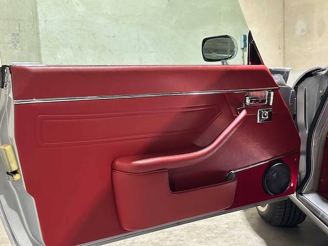 Jaguar xj12 5.3 v12 serie 2 coupe 1976, 39-yd-88 oldtimer - afbeelding 68 van  120