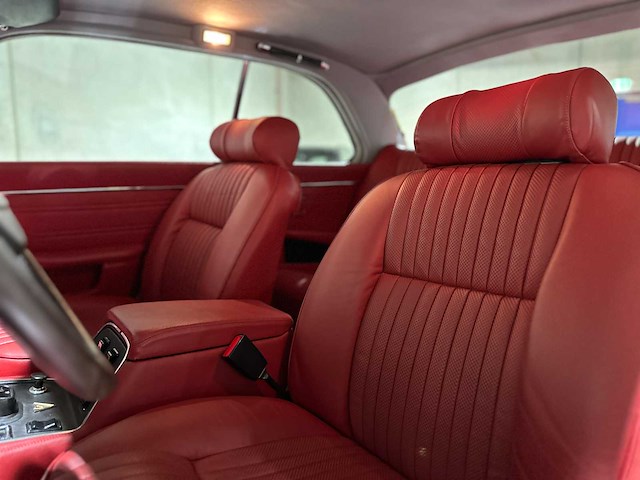 Jaguar xj12 5.3 v12 serie 2 coupe 1976, 39-yd-88 oldtimer - afbeelding 74 van  120