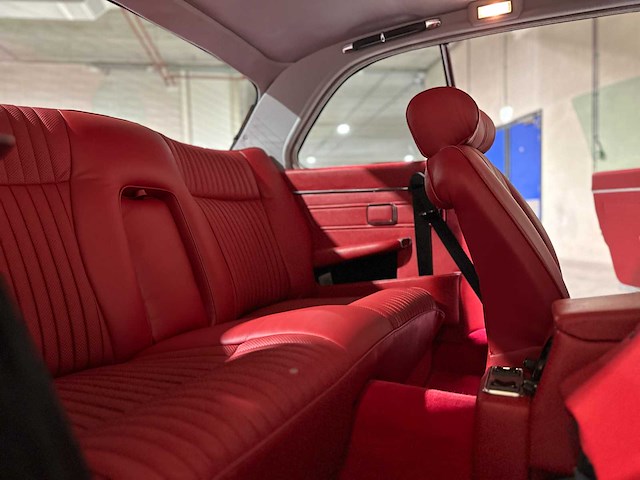 Jaguar xj12 5.3 v12 serie 2 coupe 1976, 39-yd-88 oldtimer - afbeelding 85 van  120